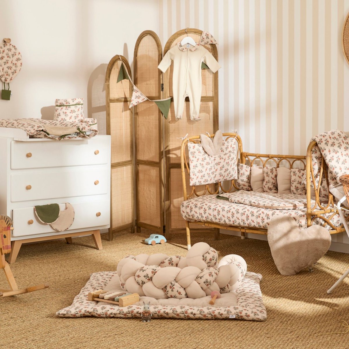 Housse de matelas à langer (60x80 cm) fleurs, fougère, BB & CO