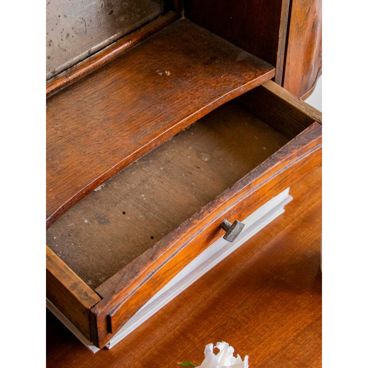 Étagère murale au charme ancien Gaëlle N°1547 - Bon état bois foncé, DEBONGOUT