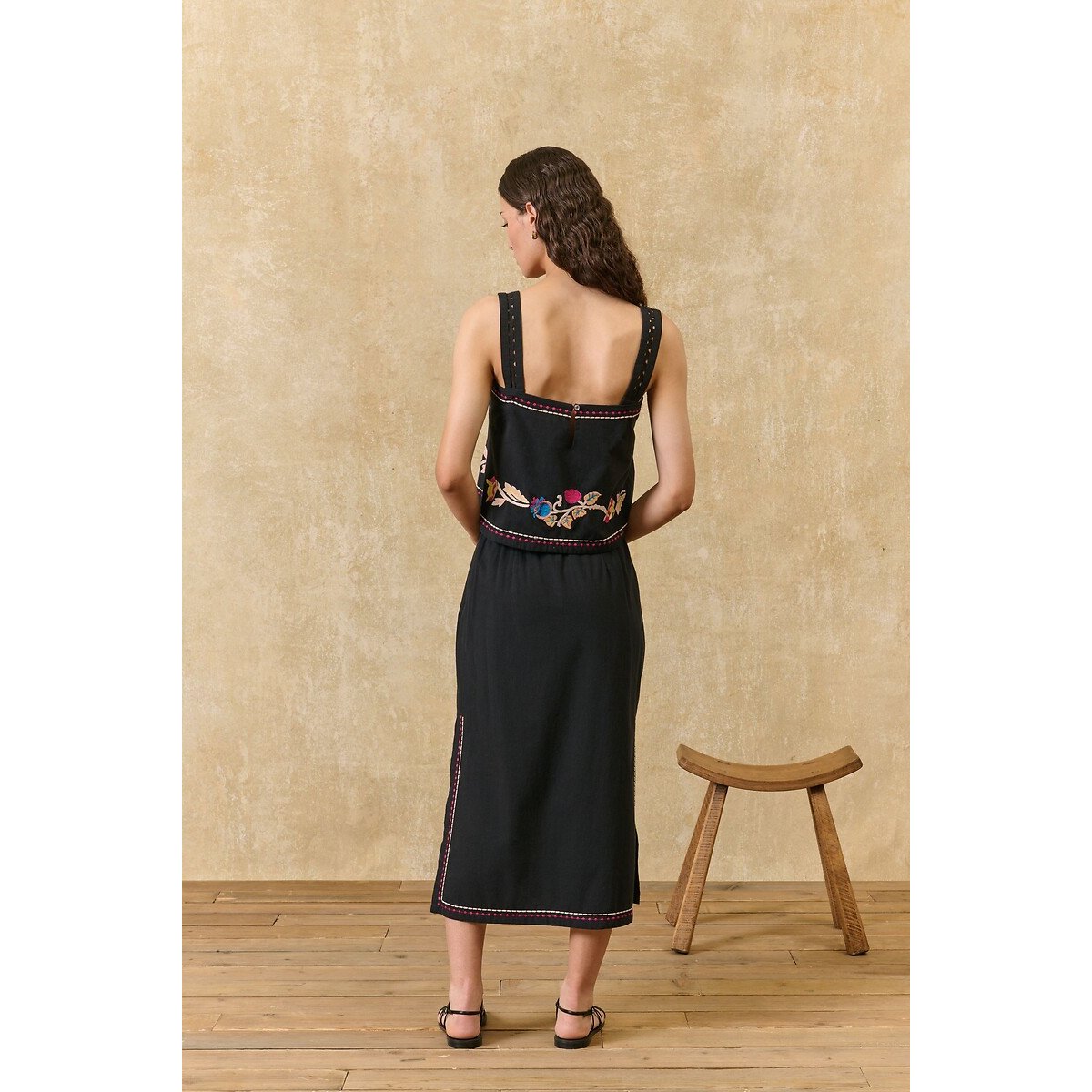 Amarante Embroidered Straight Midi Skirt black, LOUISE MISHA