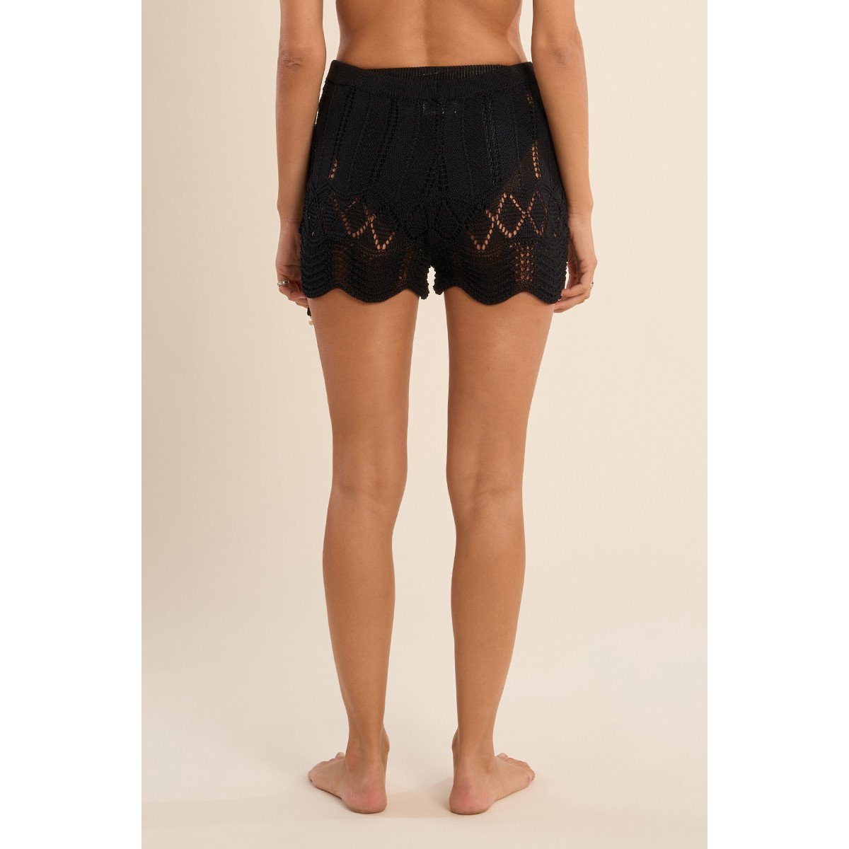 Short de plage en crochet noir, MOLLY BRACKEN