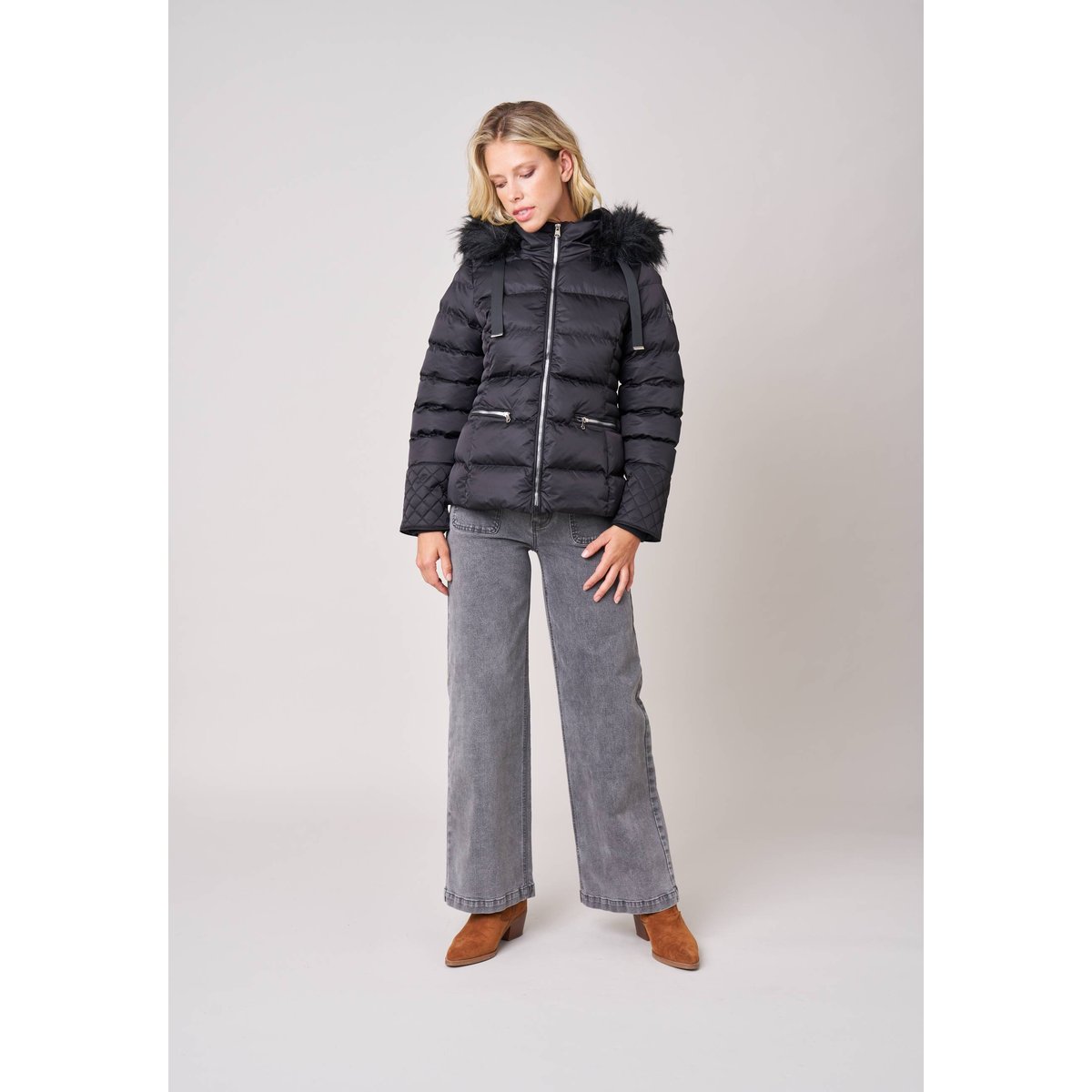 Doudoune femme avec capuche imitation fourrure GINNIE black, DEELUXE