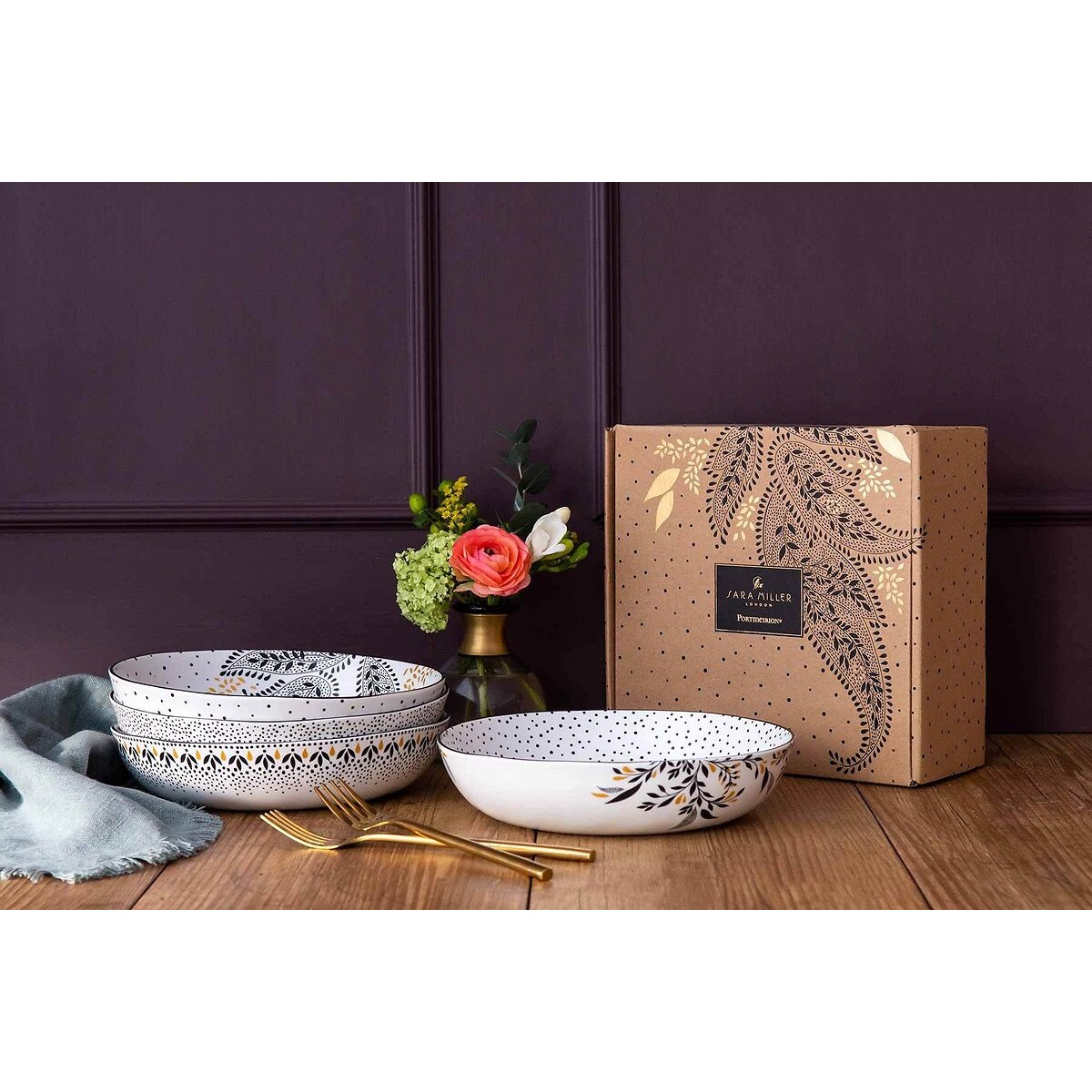 Set of 4 Artisanne Noir Pasta Bowls white, SARA MILLER