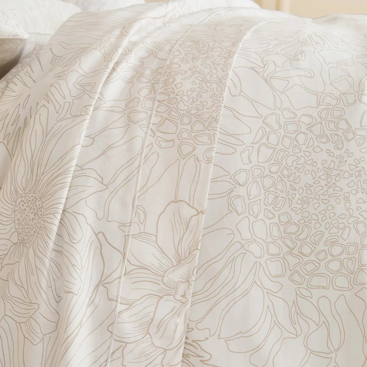 Drap plat satin de coton FLOWER POWER white, GARNIER THIEBAUT