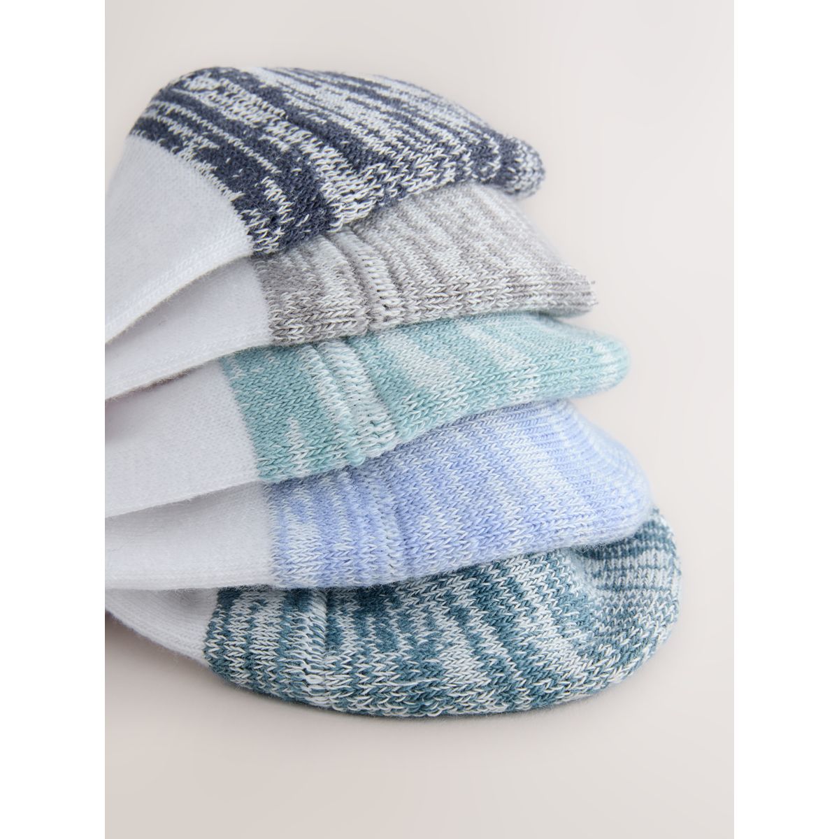 Chaussettes de sport mi-hautes rembourrées talon blanc, NEXT