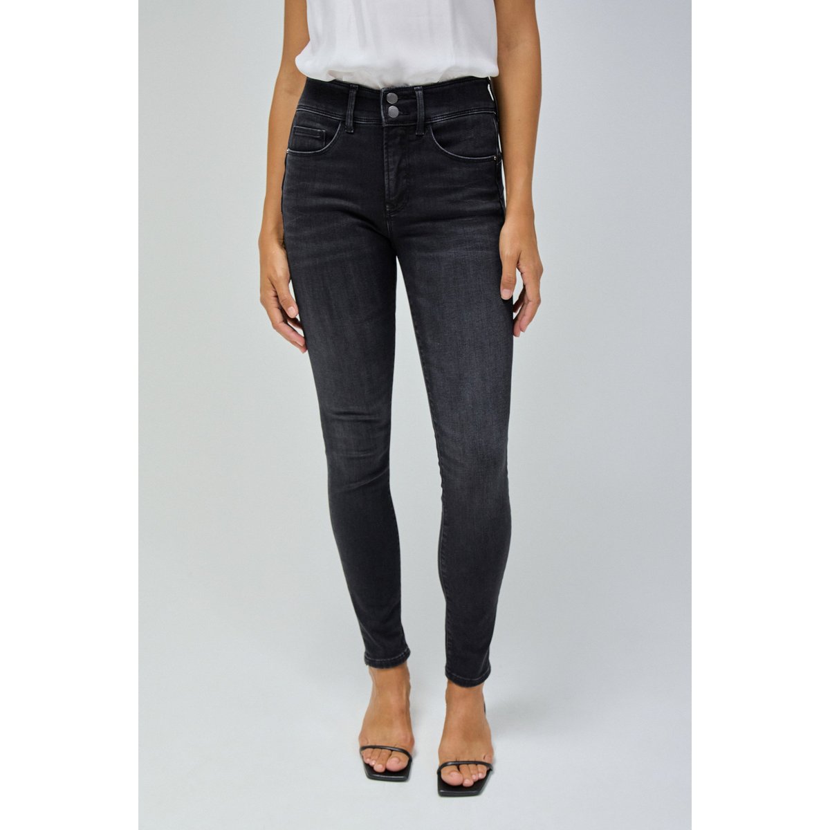 JEAN SECRET PUSH IN SKINNY noir, SALSA JEANS