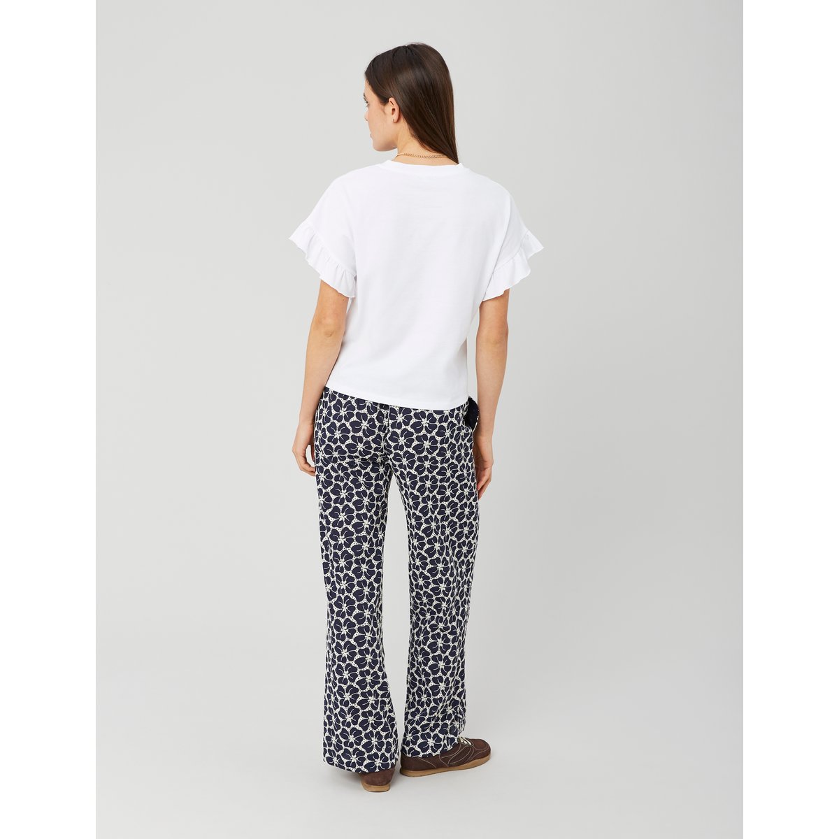 Pantalon brodé bleu foncé, BZB