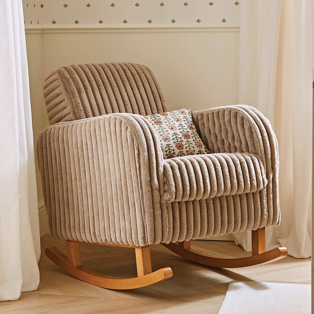 Etta Faux Fur Nursing Chair mink, CUDDLECO