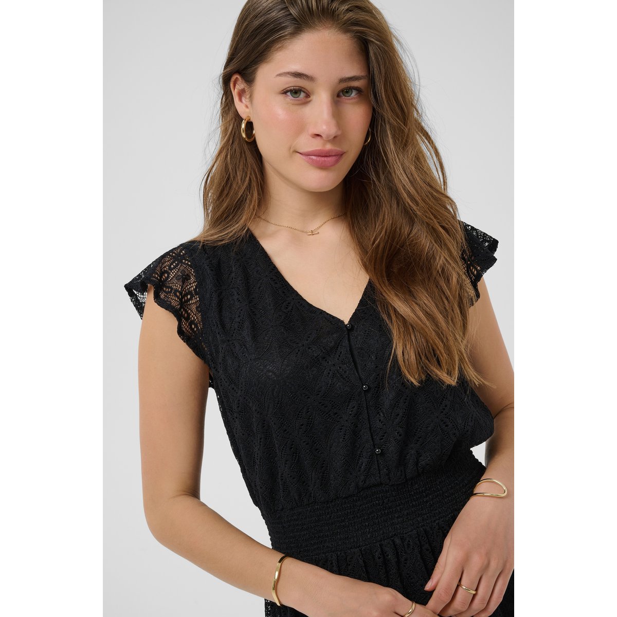 Robe noir pitch black, CREAM