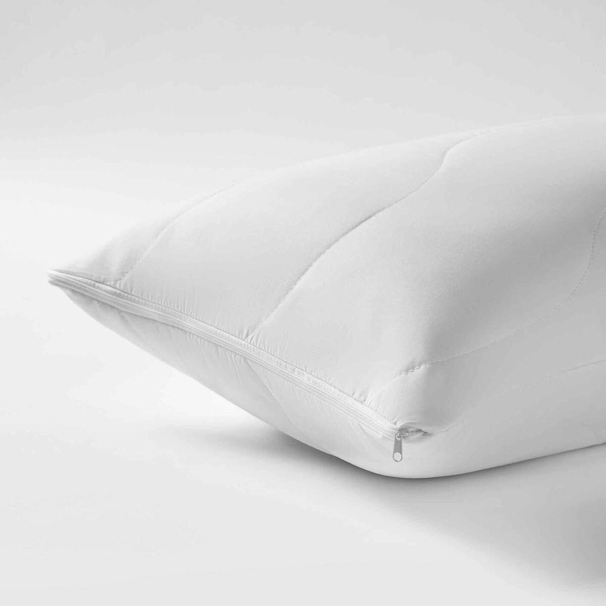 Spundown, Hypoallergenic Pillow Protector white, THE FINE BEDDING COMPANY