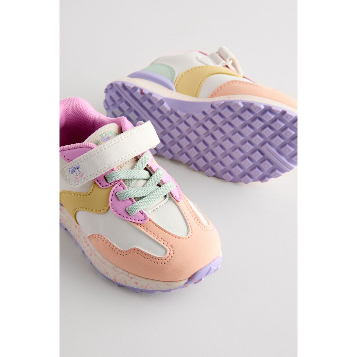 Baskets à lacets élastiques multi-lumineux, NEXT
