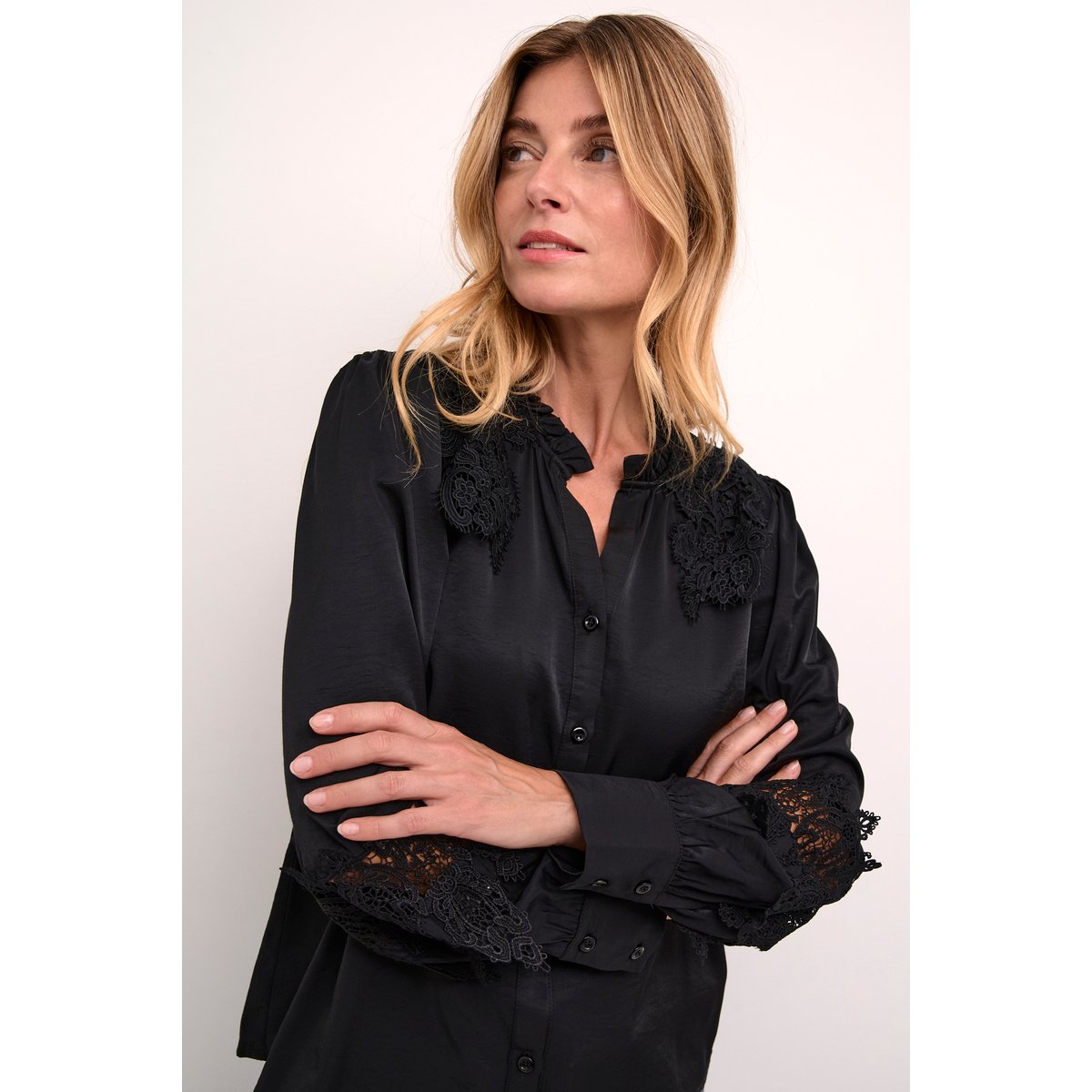 Long sleeved shirt noir pitch black, CREAM