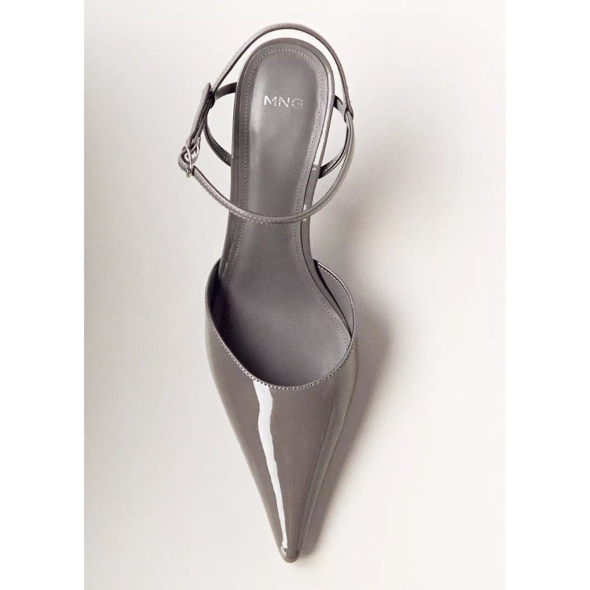 Chaussures à talon en cuir vernis gris chiné foncé, MANGO