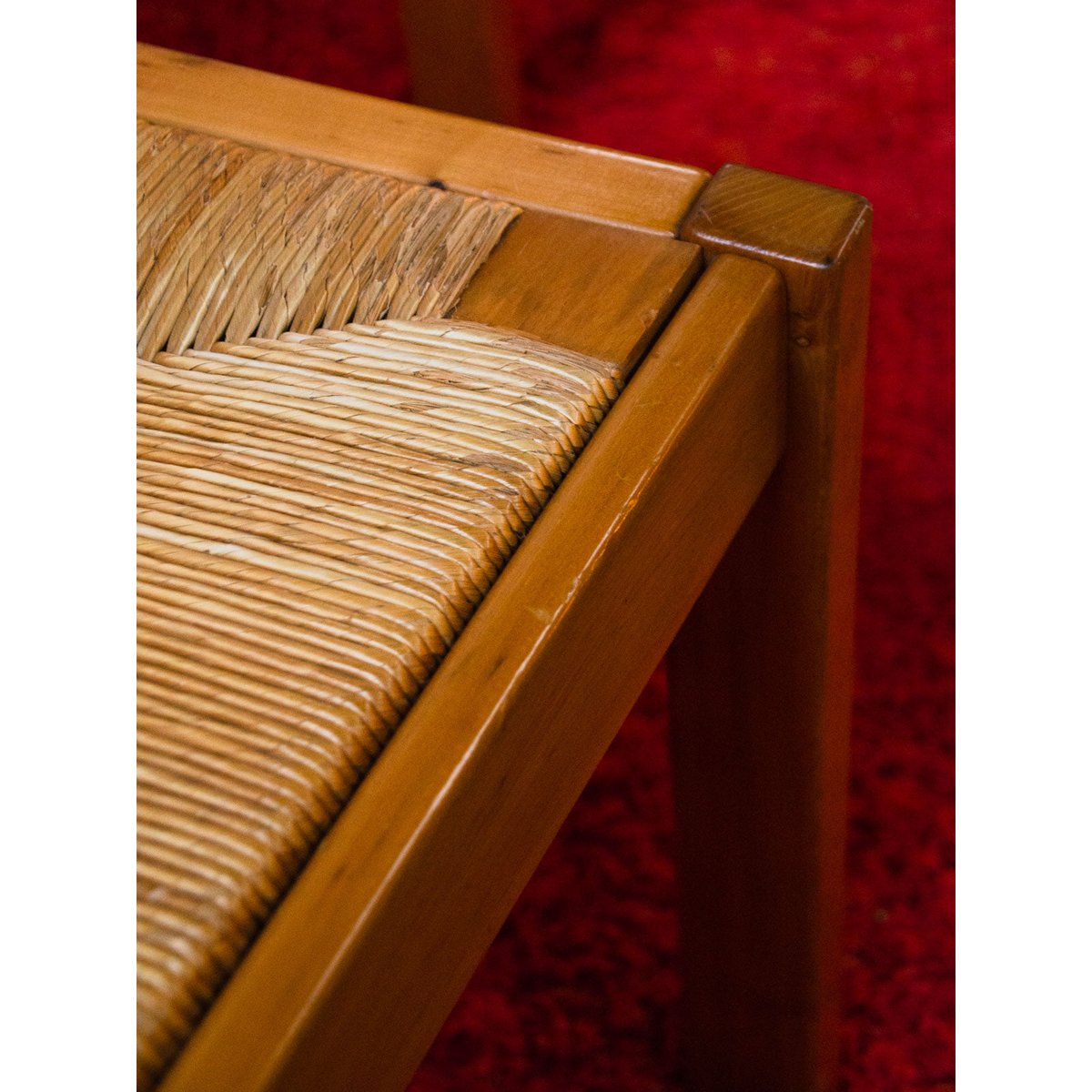 Lot de 4 chaises en orme Alma N°2133 - Bon état bois clair, DEBONGOUT