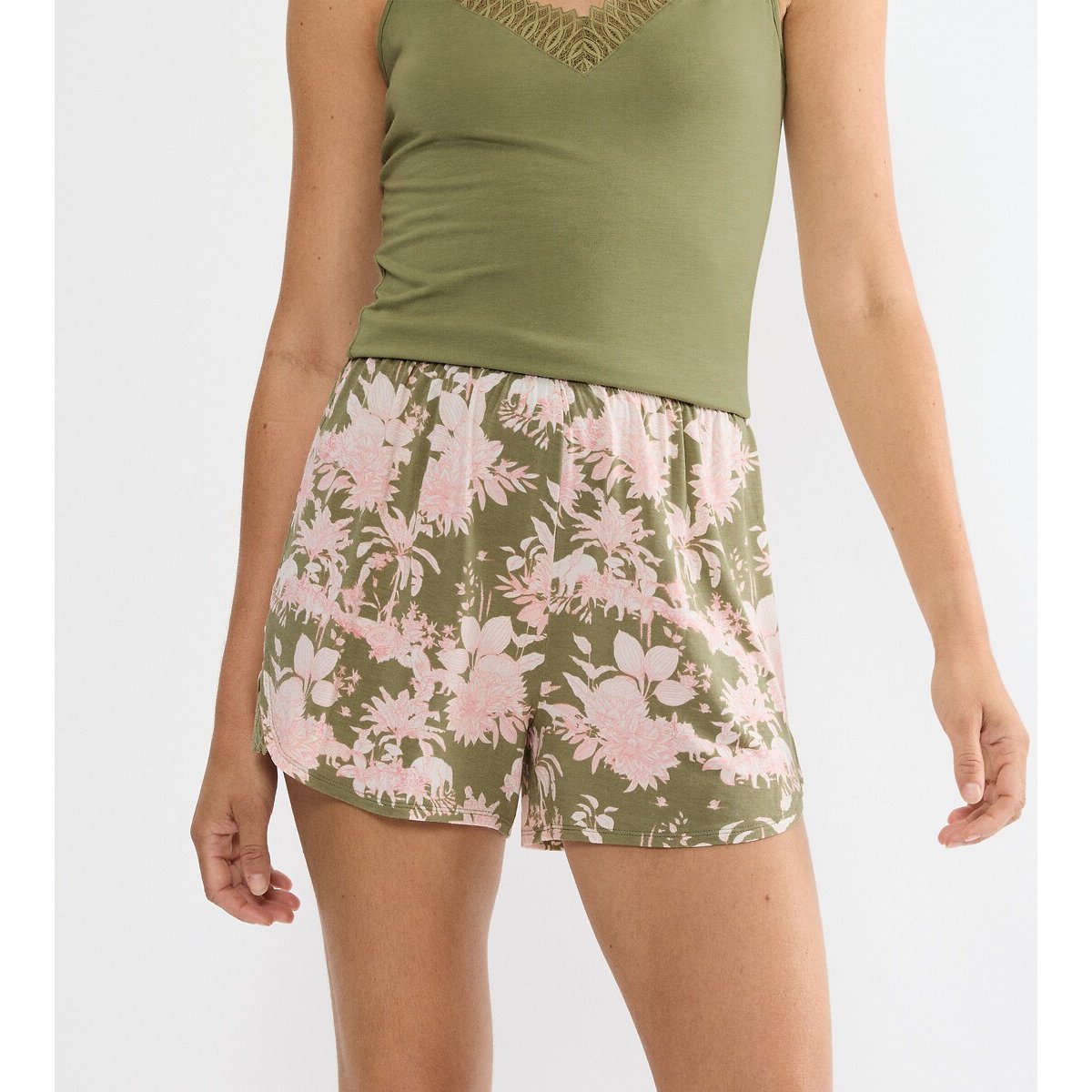 Aura Spotlight Printed Shorts khaki floral print, TRIUMPH