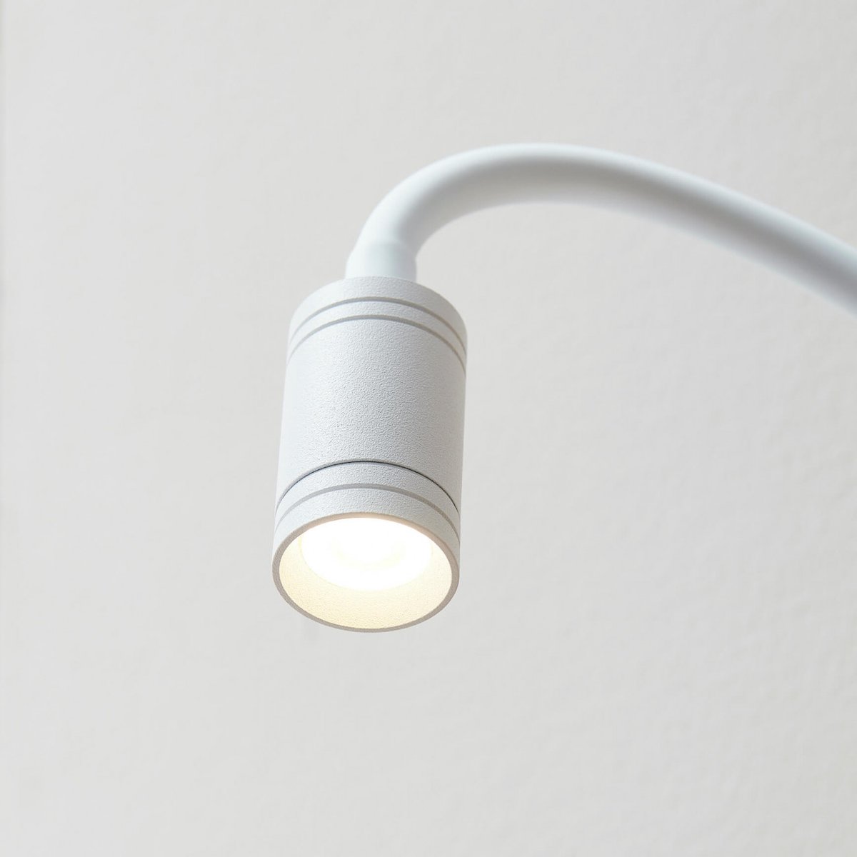 Petite applique minimaliste en aluminium - ASKI blanc, KOSILUM