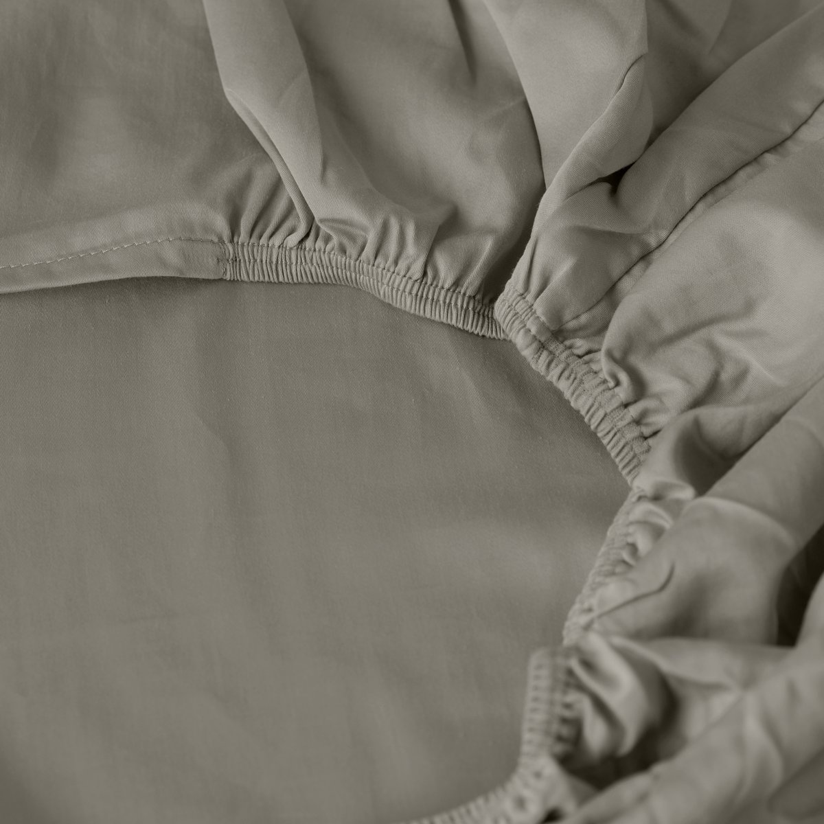 Drap housse satin de coton lavé bio QUARTZ jade, CARRE BLANC