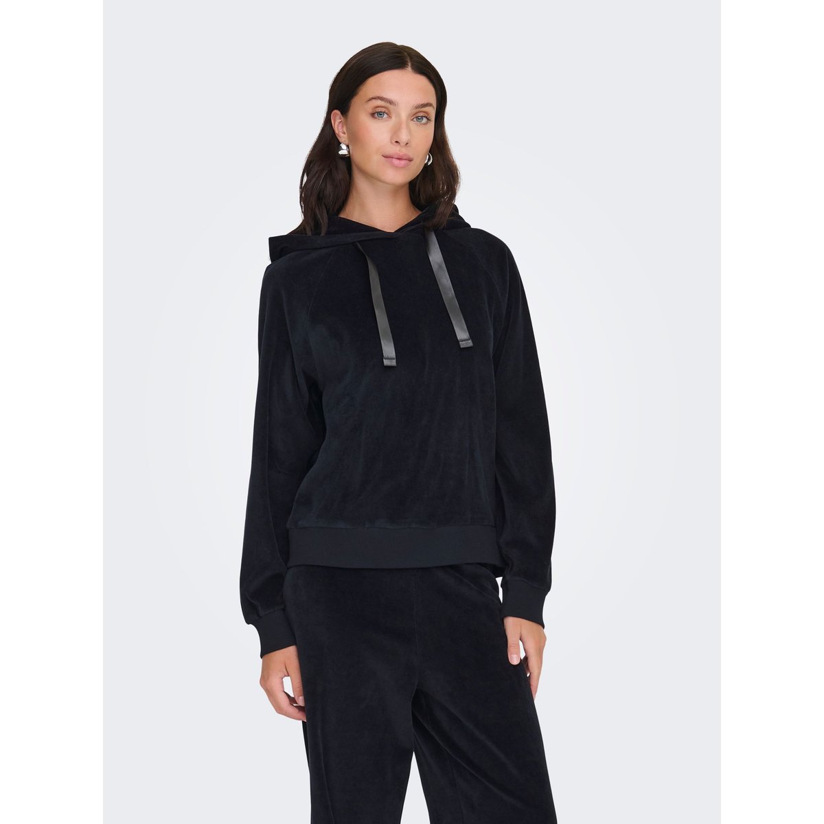 Top black 1, JDY