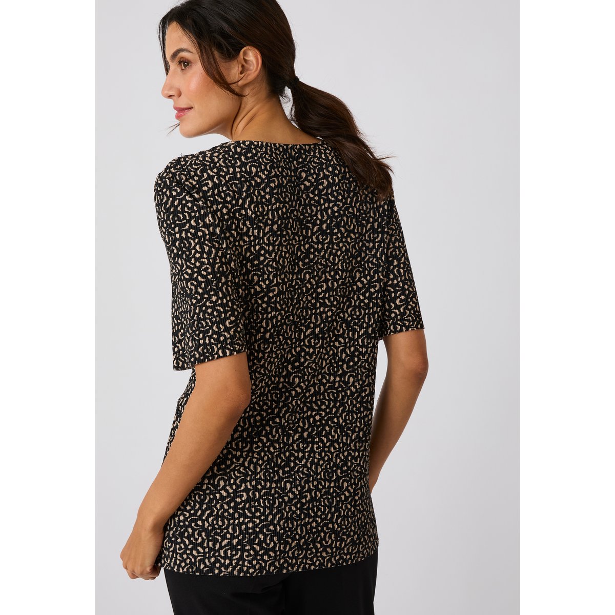 Top plissé permanent blanc noir graphique, DAMART