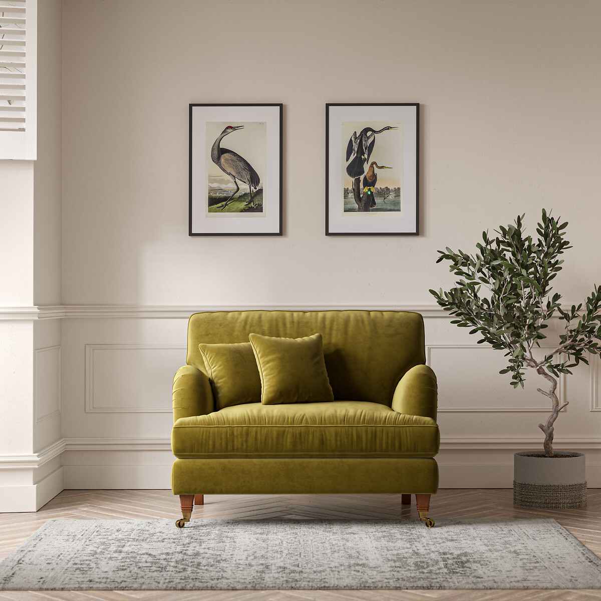 Emeline Velvet Snuggle Chair with Castor Legs olive, ÉDITÉ