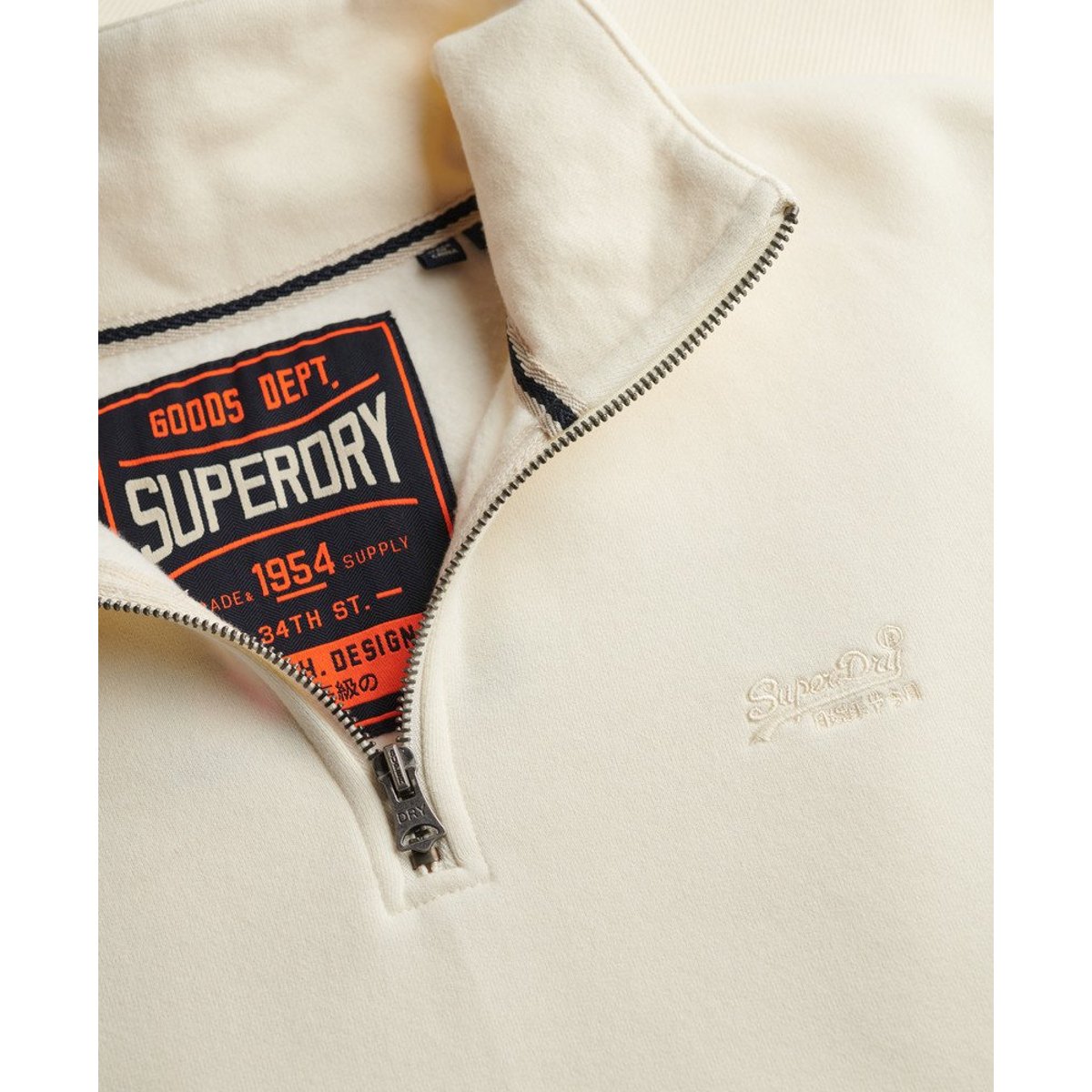 Sweat Demi-Zip Logo Essential blanc poussiéreux, SUPERDRY
