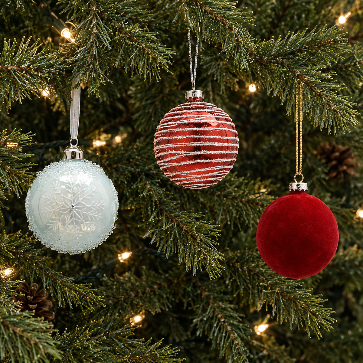 Set of 3 Mixed Red & White Baubles multi-coloured, SO'HOME