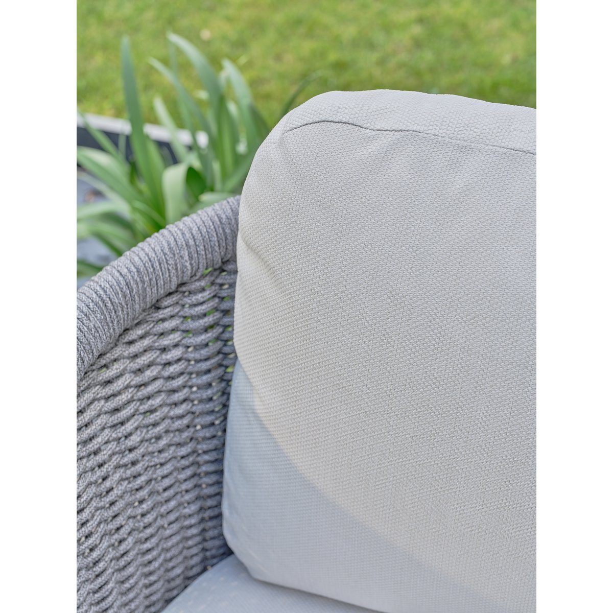 Salon de jardin bas 5 places - MYNTA marron, REMARQUABLE