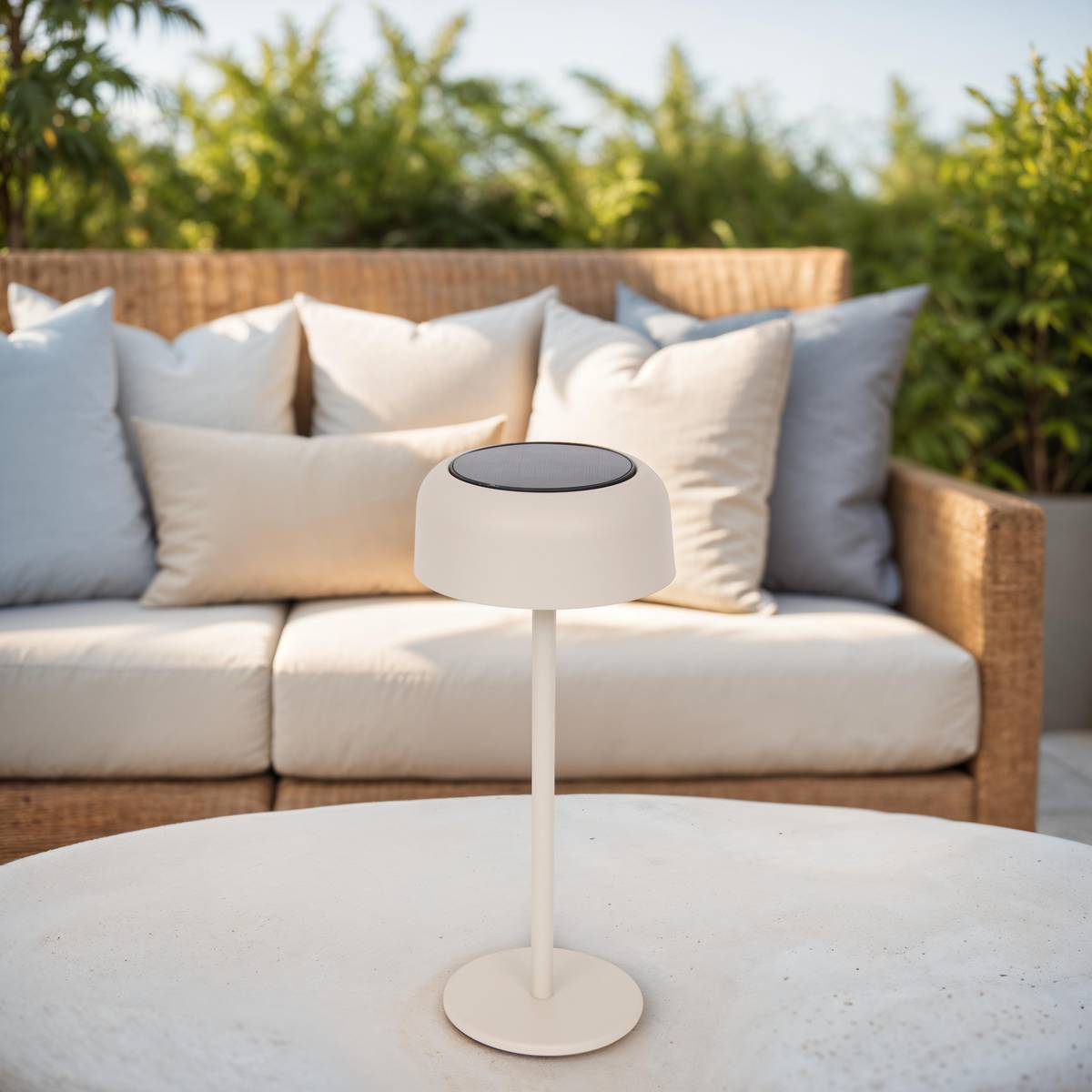 Lampe solaire tactile rechargeable USB BOLTY argile, HESPERIDE