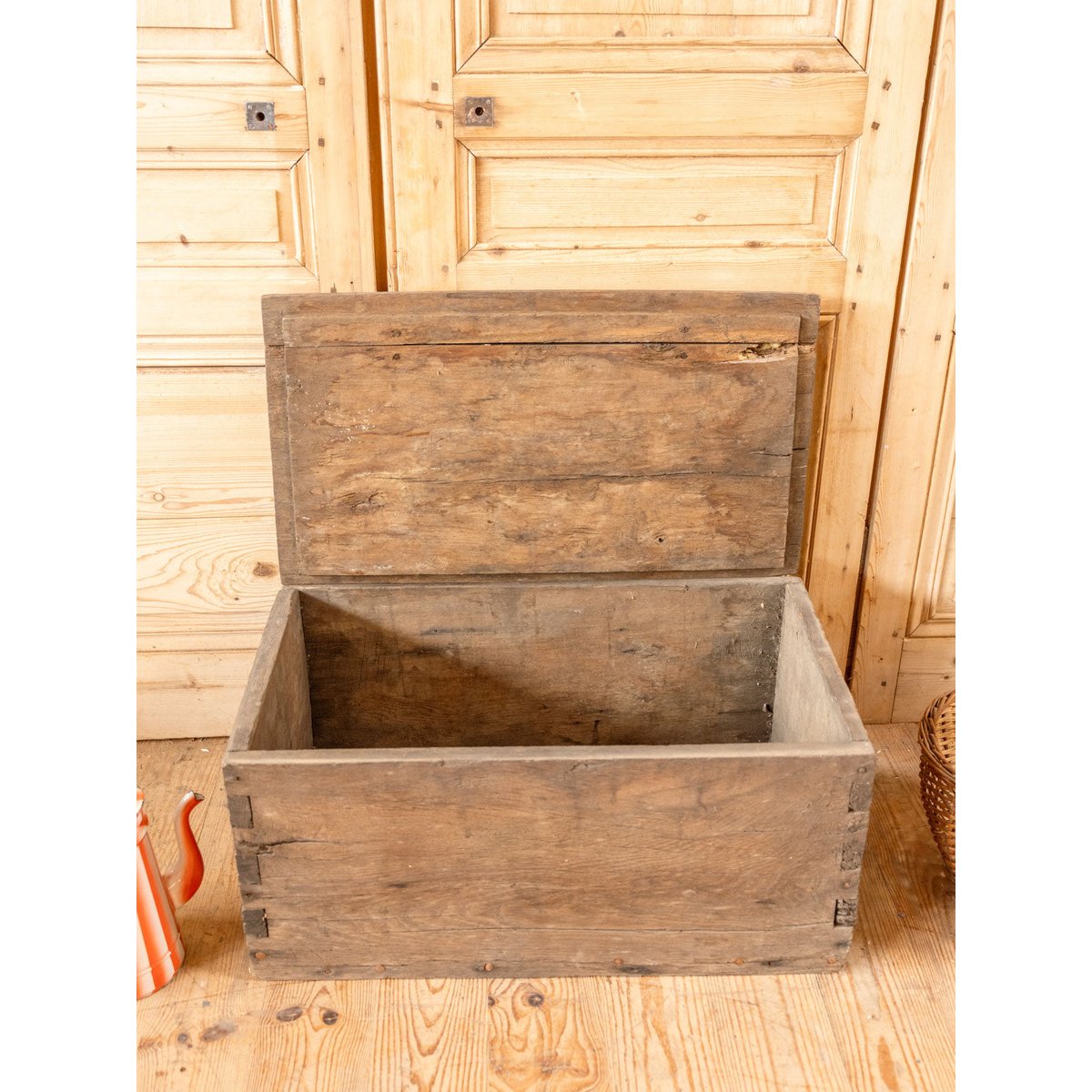 Coffre en bois Lucien N°166 - Bon état bois foncé, DEBONGOUT
