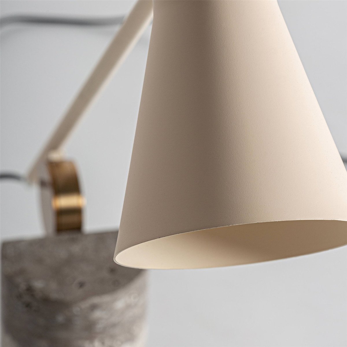Lampe de salon art déco en marbre marbre foncé veiné élégant, RECOLLECTION