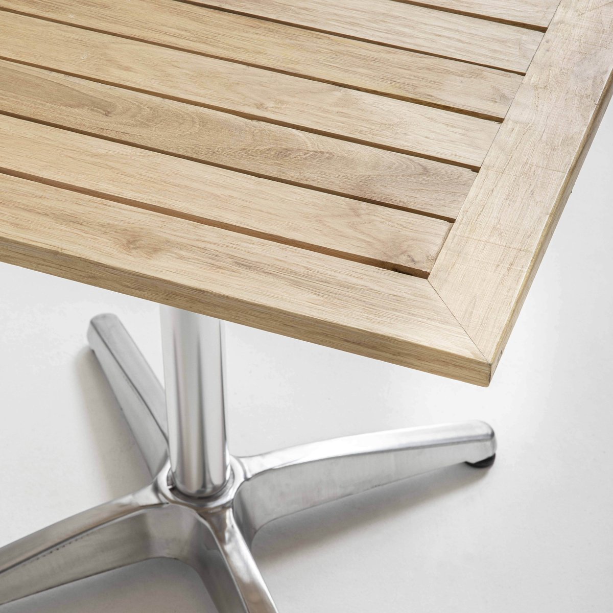 Table de terrasse rabattable et 2 chaises en aluminium et bois, TIMES SQUARE marron, OVIALA