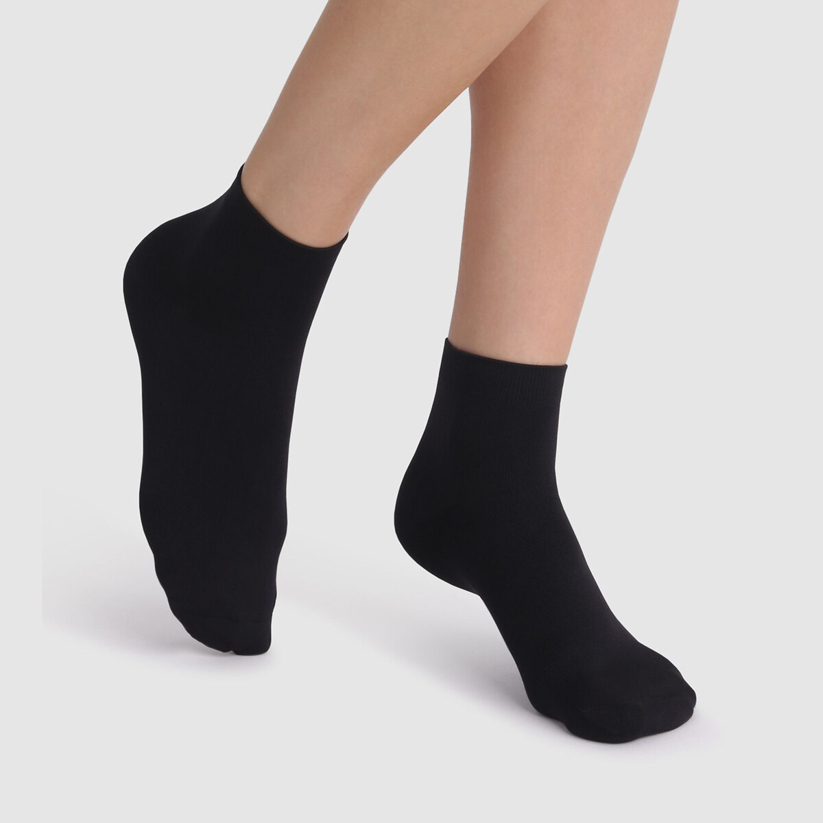 Pack of 2 Pairs of Skin Soft Ankle Socks black/black, DIM