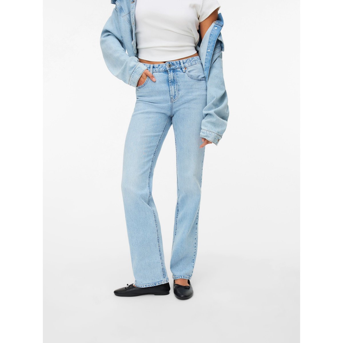 Jean Coupe Droite light blue denim, VERO MODA