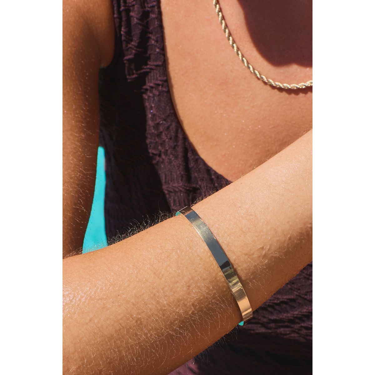 Bracelet jonc imperméable doré, NEXT