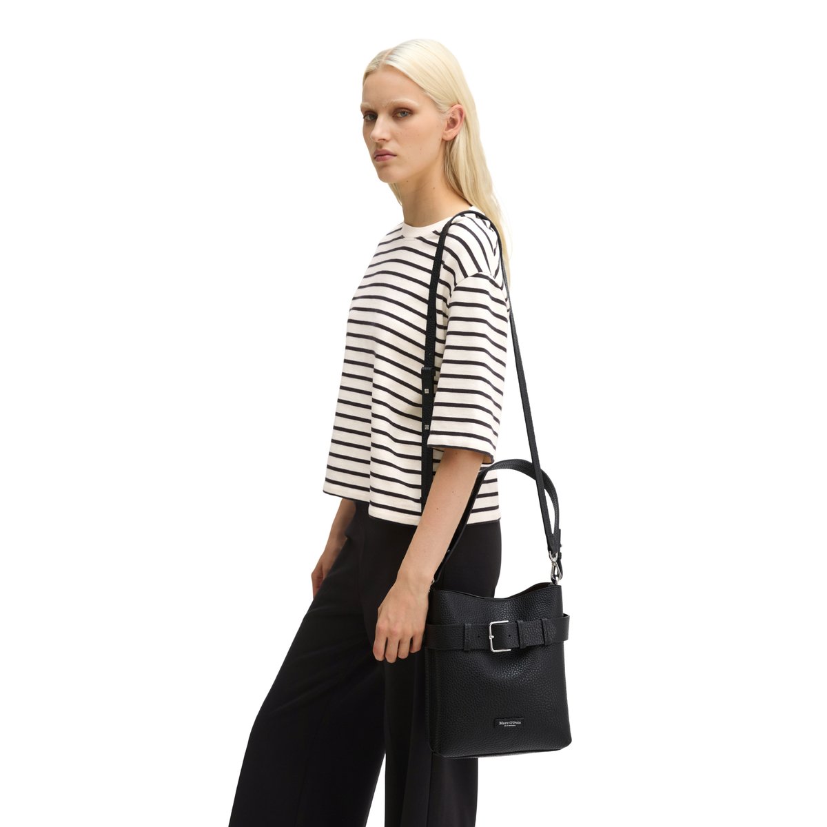 Sac Hobo modèle Brinni petit format en cuir de vachette grainé noir, MARC O'POLO