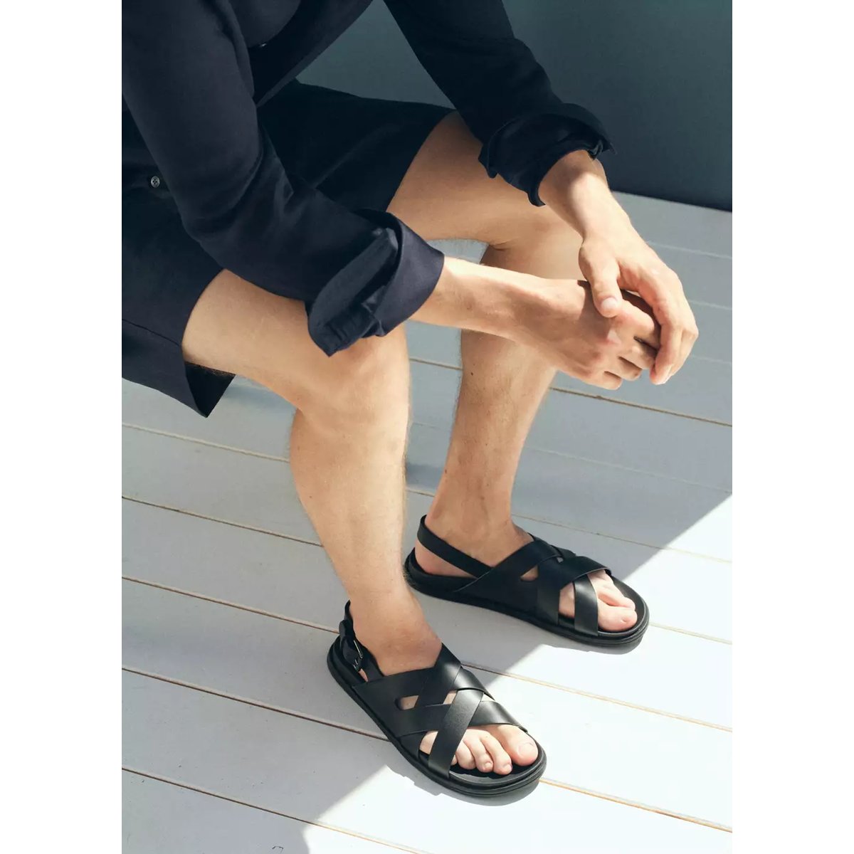 Sandales cuir lanières croisées noir, MANGO MAN