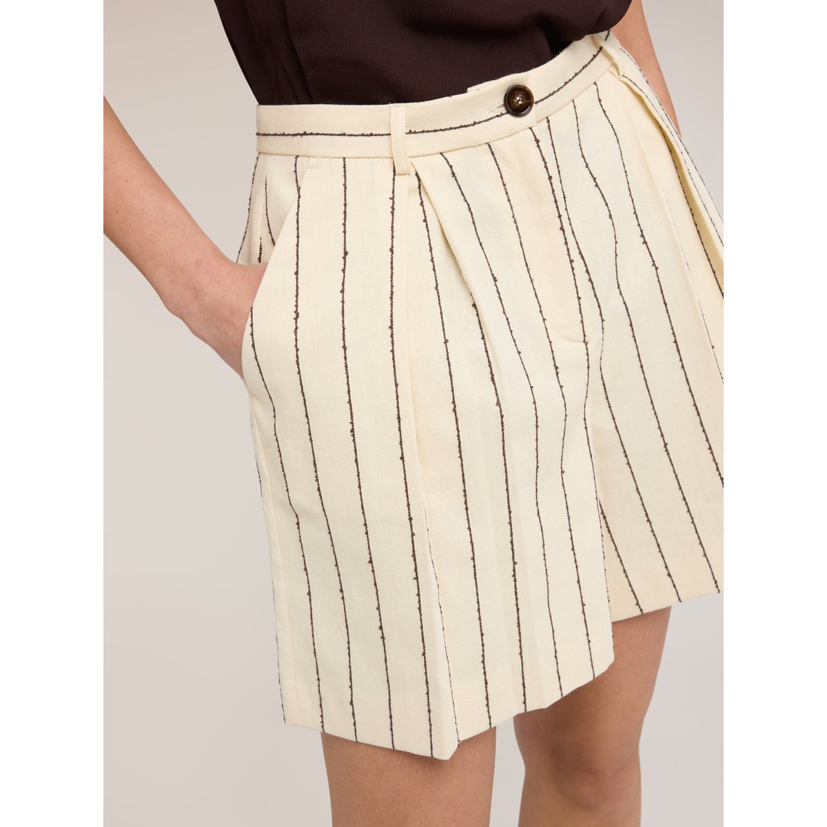 Short à rayures tennis The Tailoring Lab beige, MOTIVI