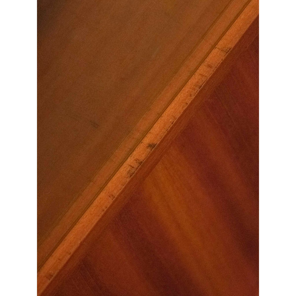 Grande bibliothèque vitrée au placage en bois Madeleine N°711 - Bon état bois foncé, DEBONGOUT