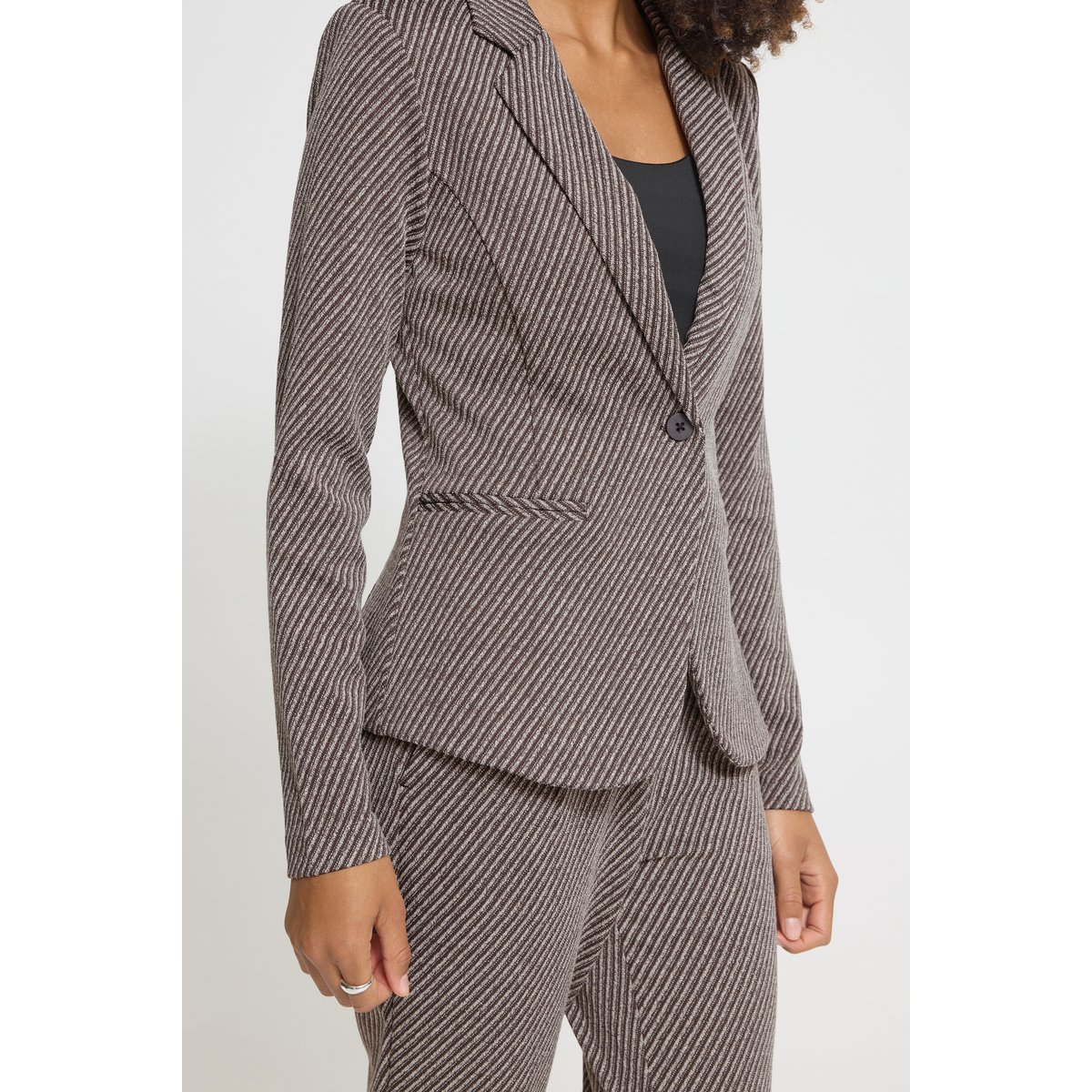 Blazer java/almond milk, ICHI