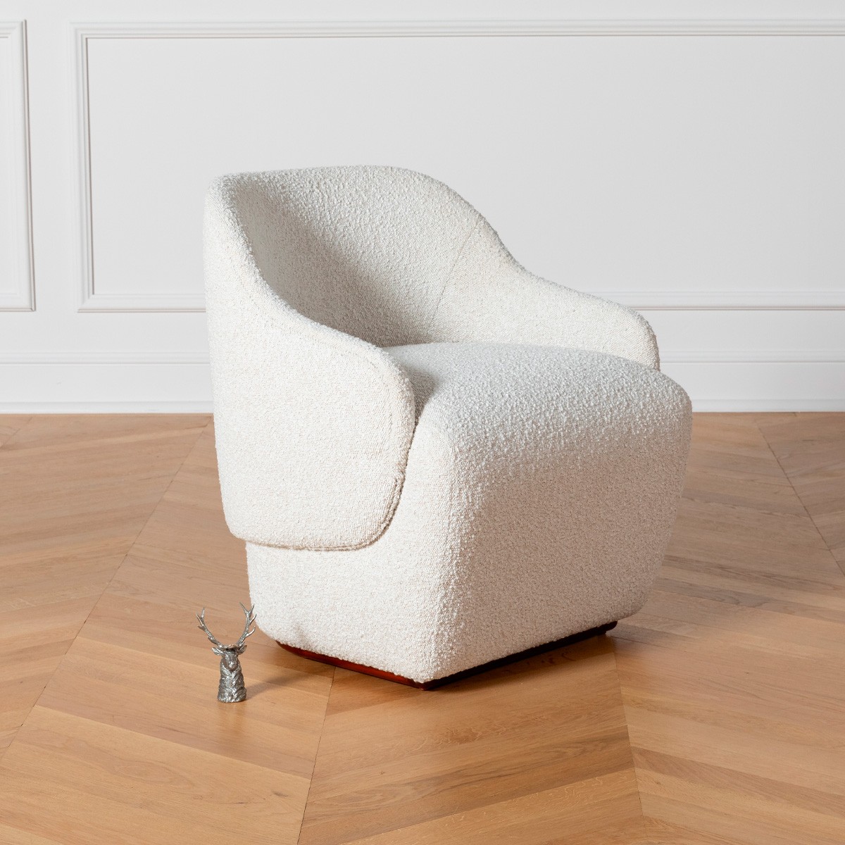 Fauteuil style contemporain en pin et tissus bouclette PRESLEY blanc, ROBIN DES BOIS