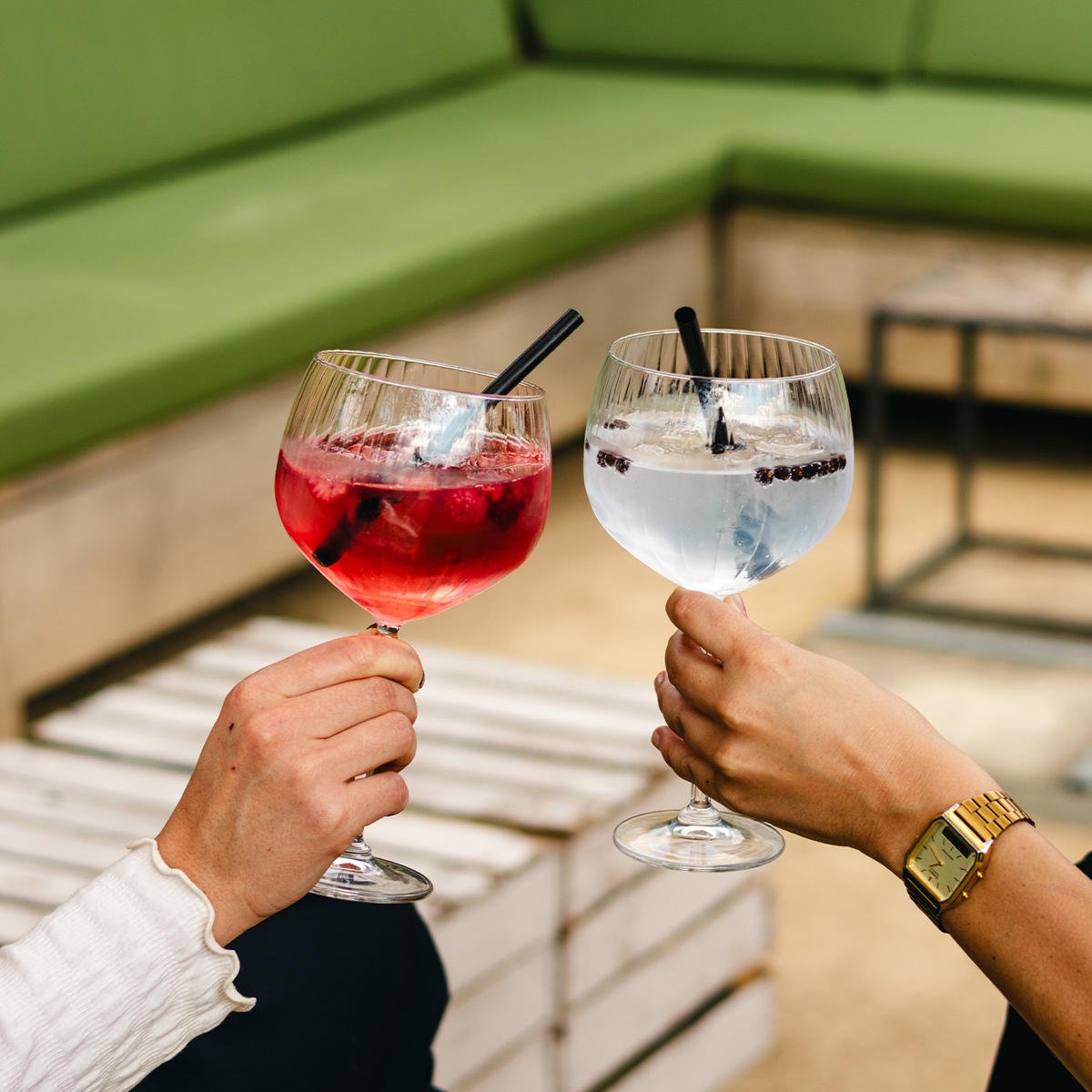 Lot de 4 verres à pied transparent, BONBISTRO