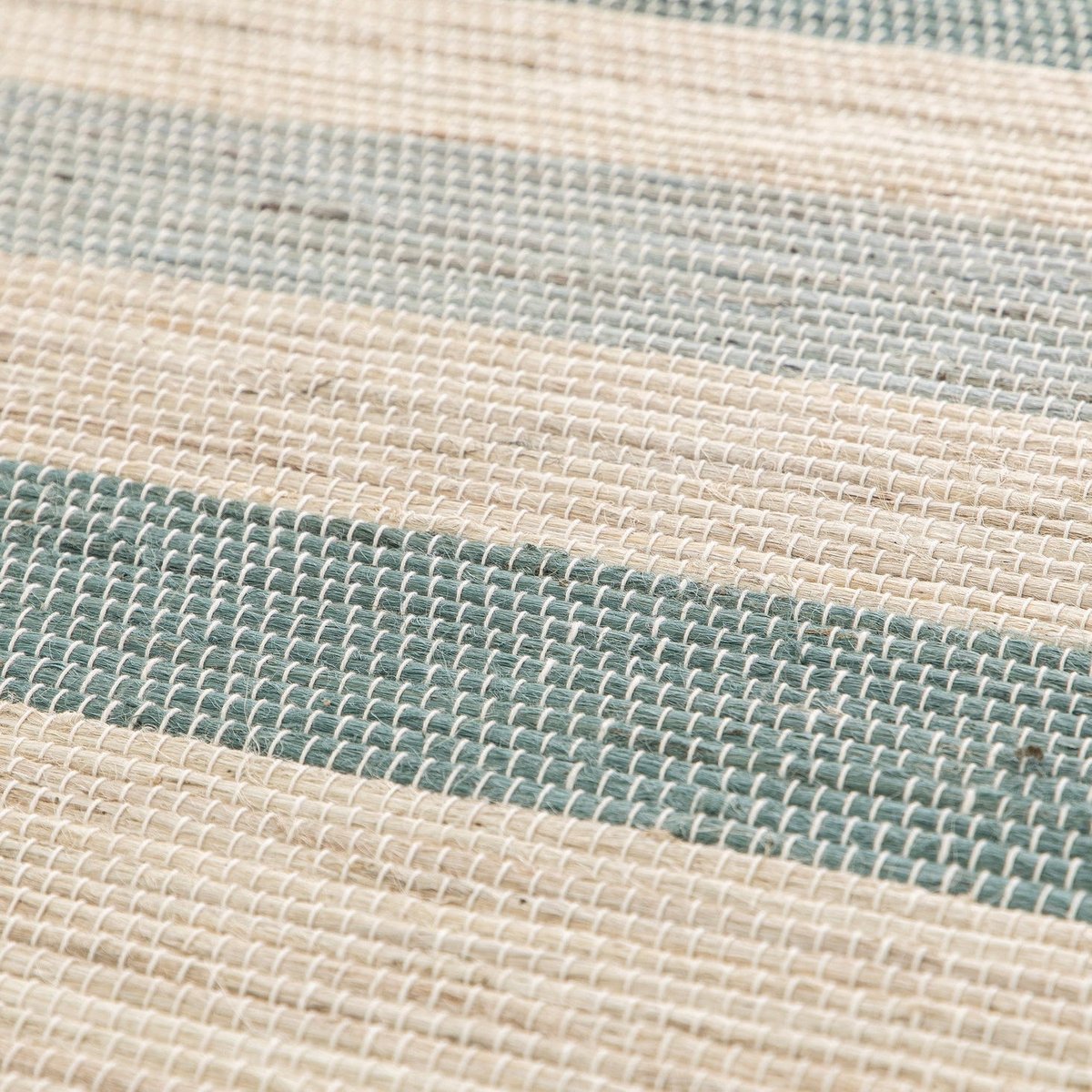 Tapis design en jute tissé main MISTRAL bleu naturel, AFK LIVING