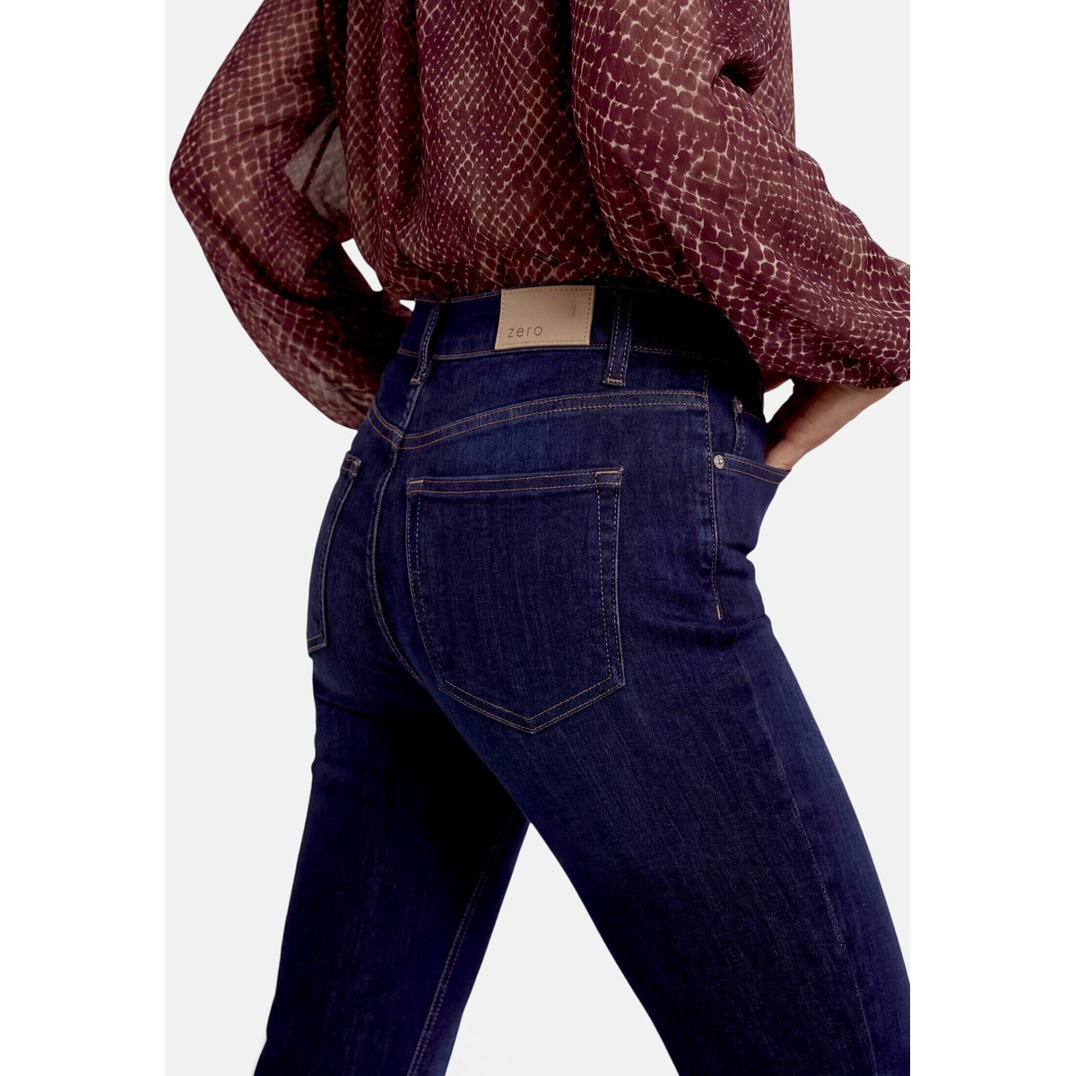 Pantalon modern fit à plis repassés rinse wash denim, ZERO