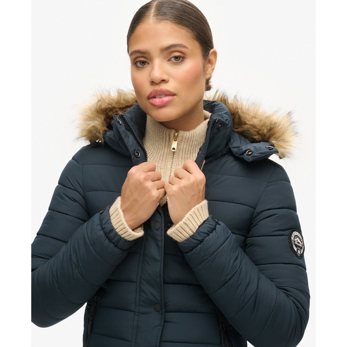 Doudoune longue et légère à capuche avec imitation fourrure bleu marine éclipse, SUPERDRY