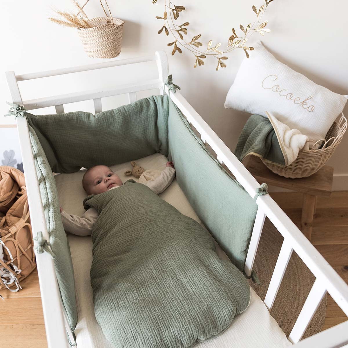 Tour de lit gaze de coton - LES ESSENTIELS vert sauge, COCOEKO