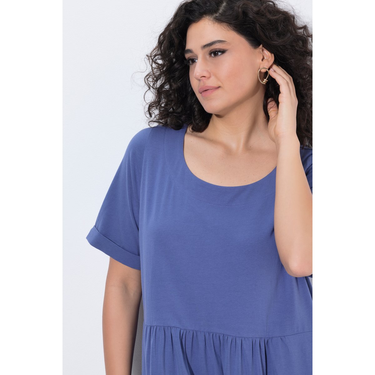 Robe midi en jersey. Décolleté bleu atlantique, ULLA POPKEN