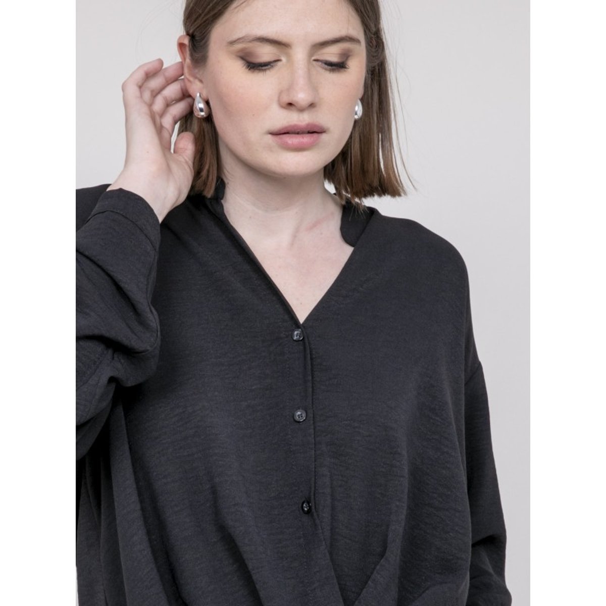 Chemise Croisée Devant En Bas Odacre noir, DONA LISA