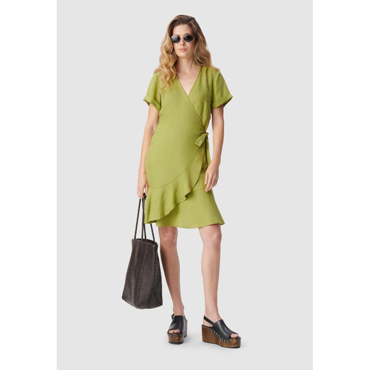 Robe courte forme portefeuille olive d'été, IKKS