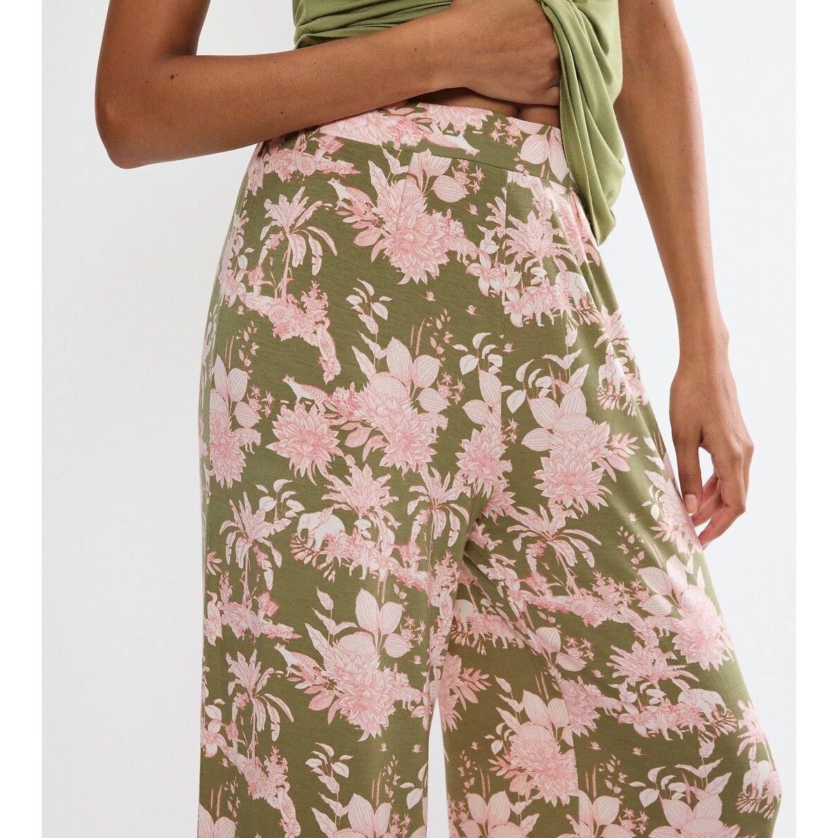 Pantalon de pyjama AURA SPOTLIGHT imprimé floral fond kaki, TRIUMPH