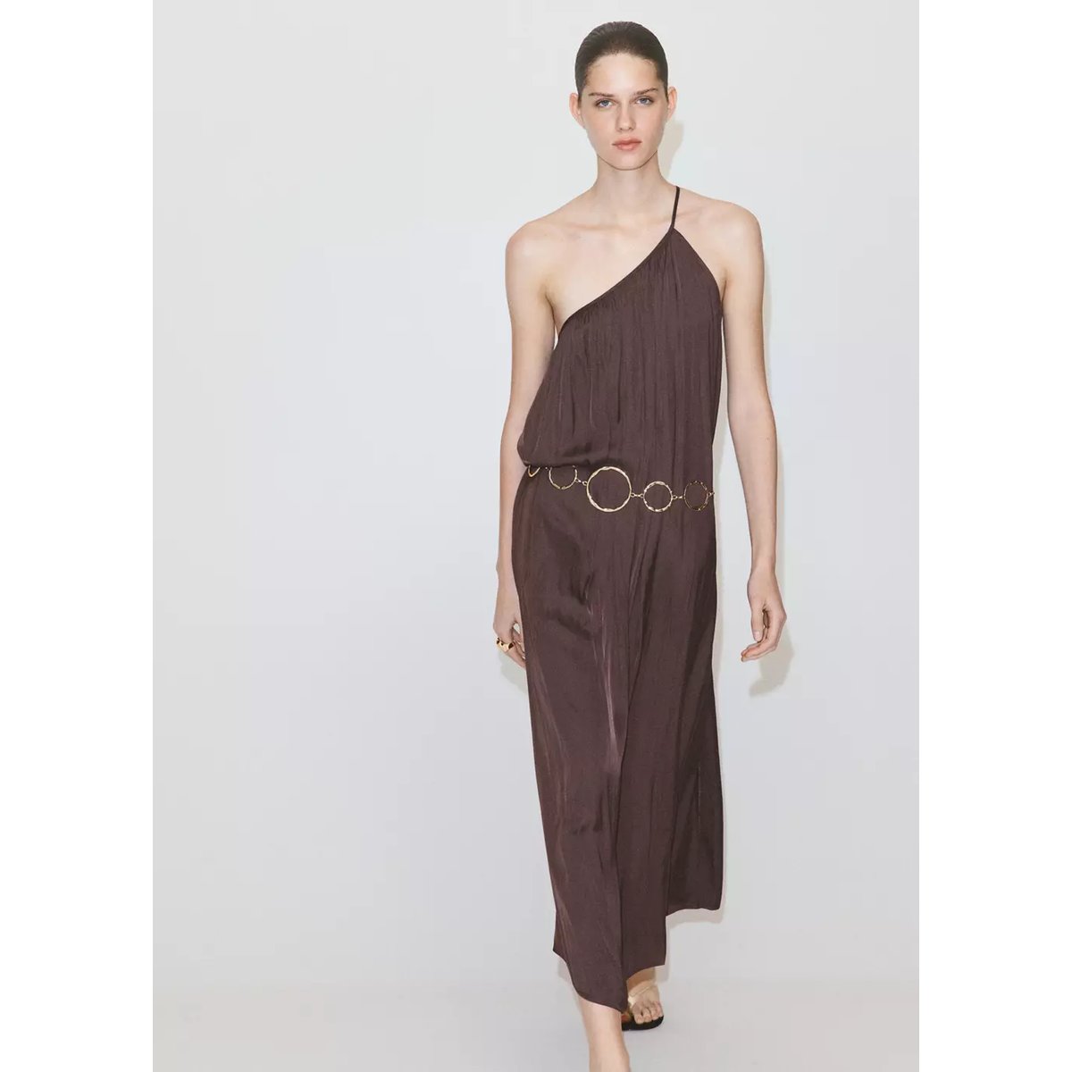 Robe asymétrique froncée grenat, MANGO