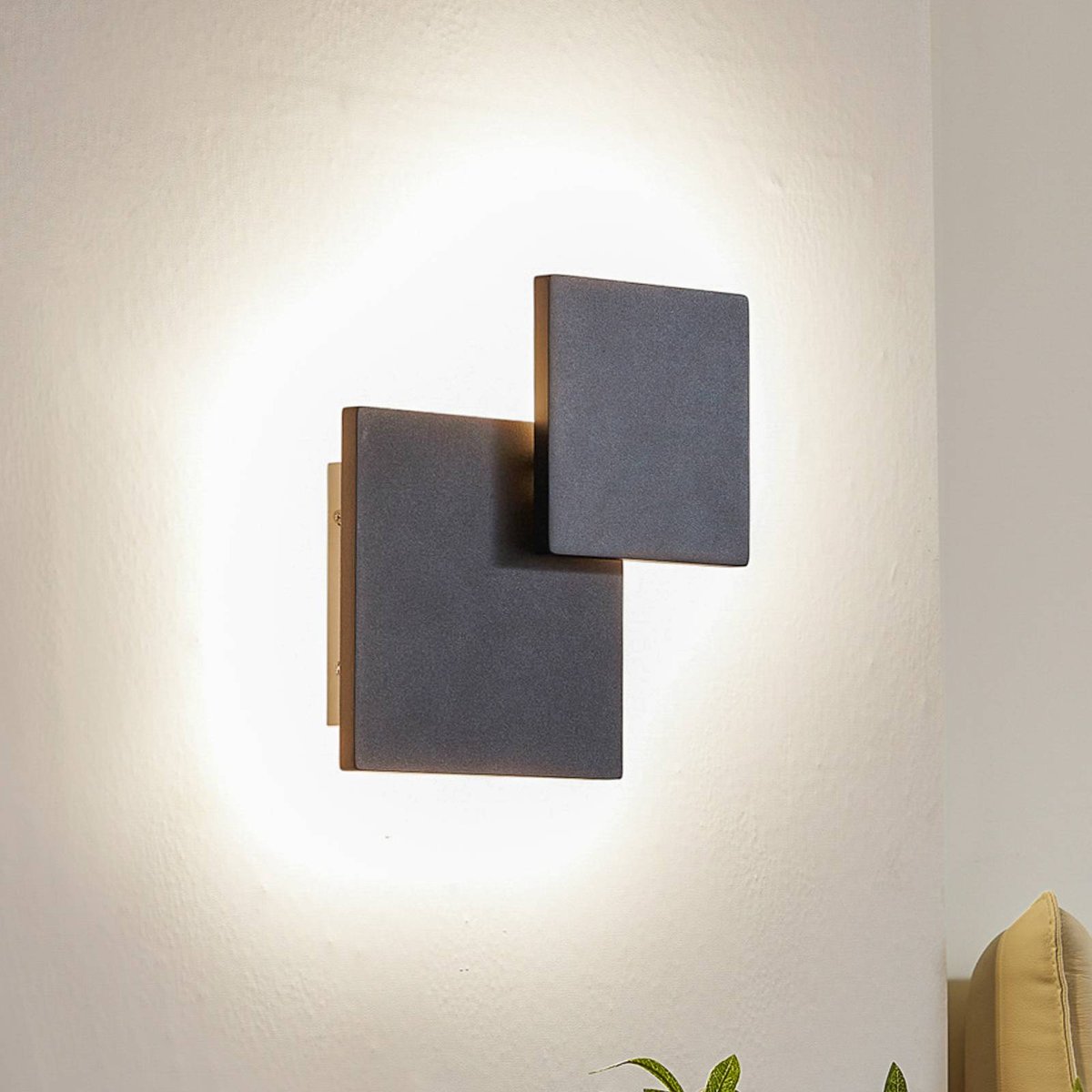 Applique en métal moderneLED, Elrik noir, LUCANDE
